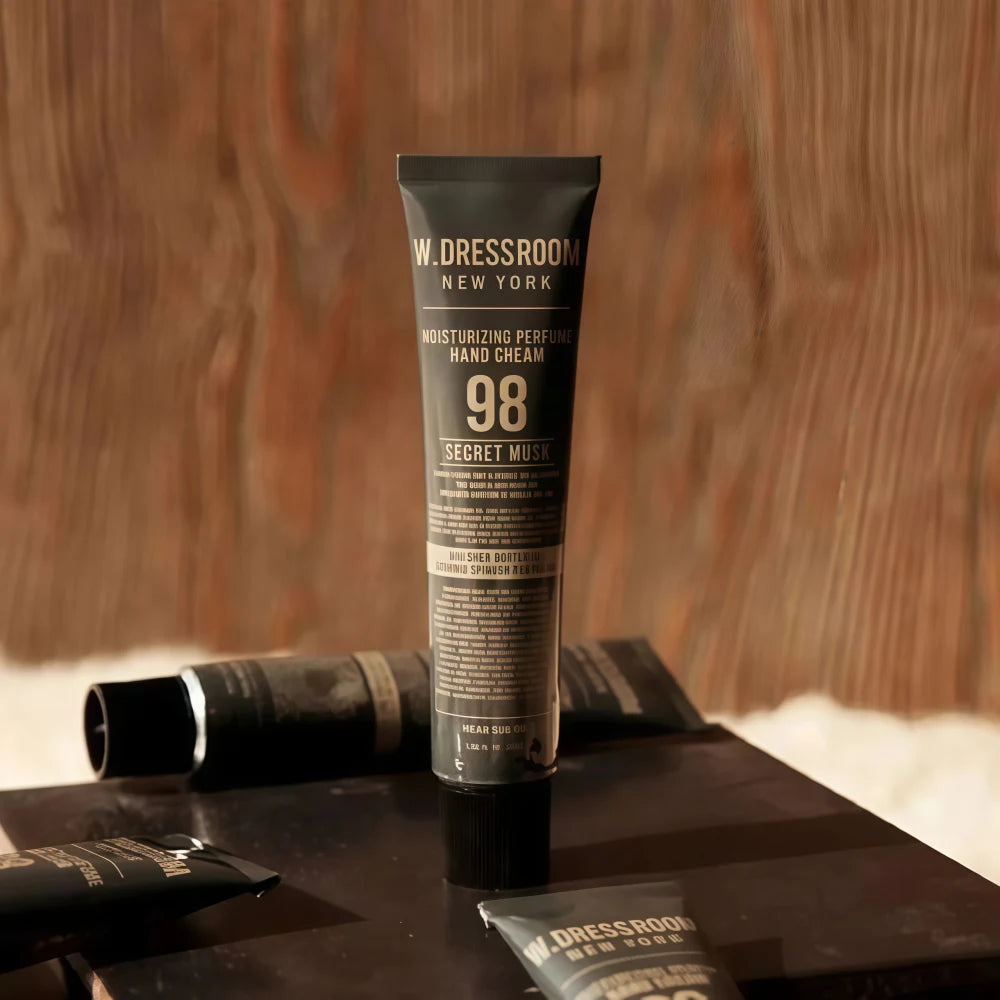 Crème pour les mains parfumée hydratante W DRESSROOM 98 Secret Musk