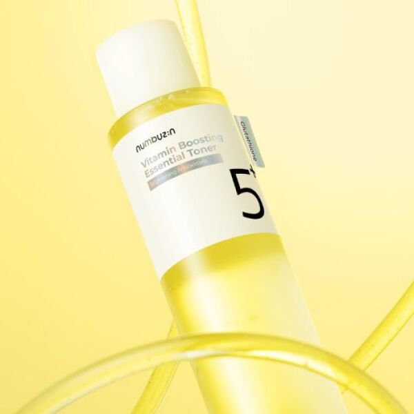 NUMBUZIN No 5 Vitamin Boosting Essence Toner 200ml