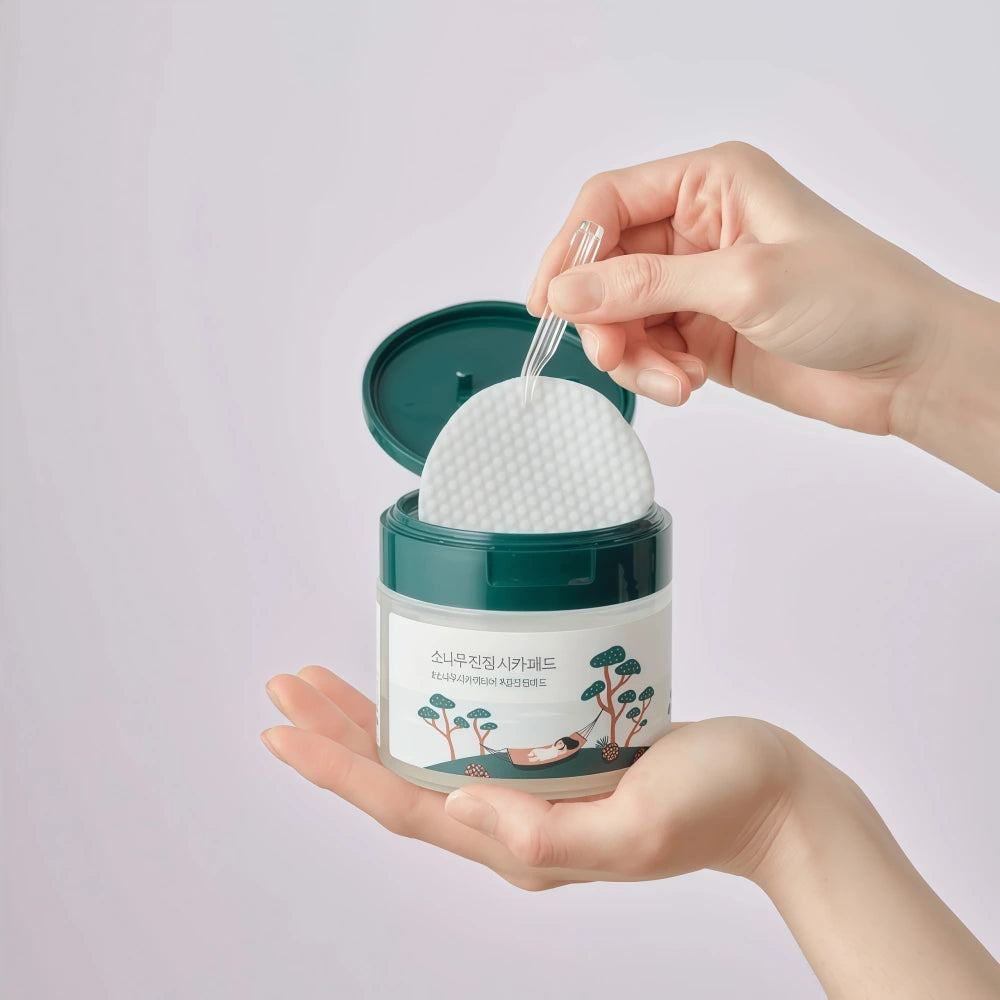 ROUND LAB ++ Coussinets apaisants au pin et à la cica (50 pièces)