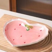 Collection Fraise - Assiette en céramique en forme de cœur