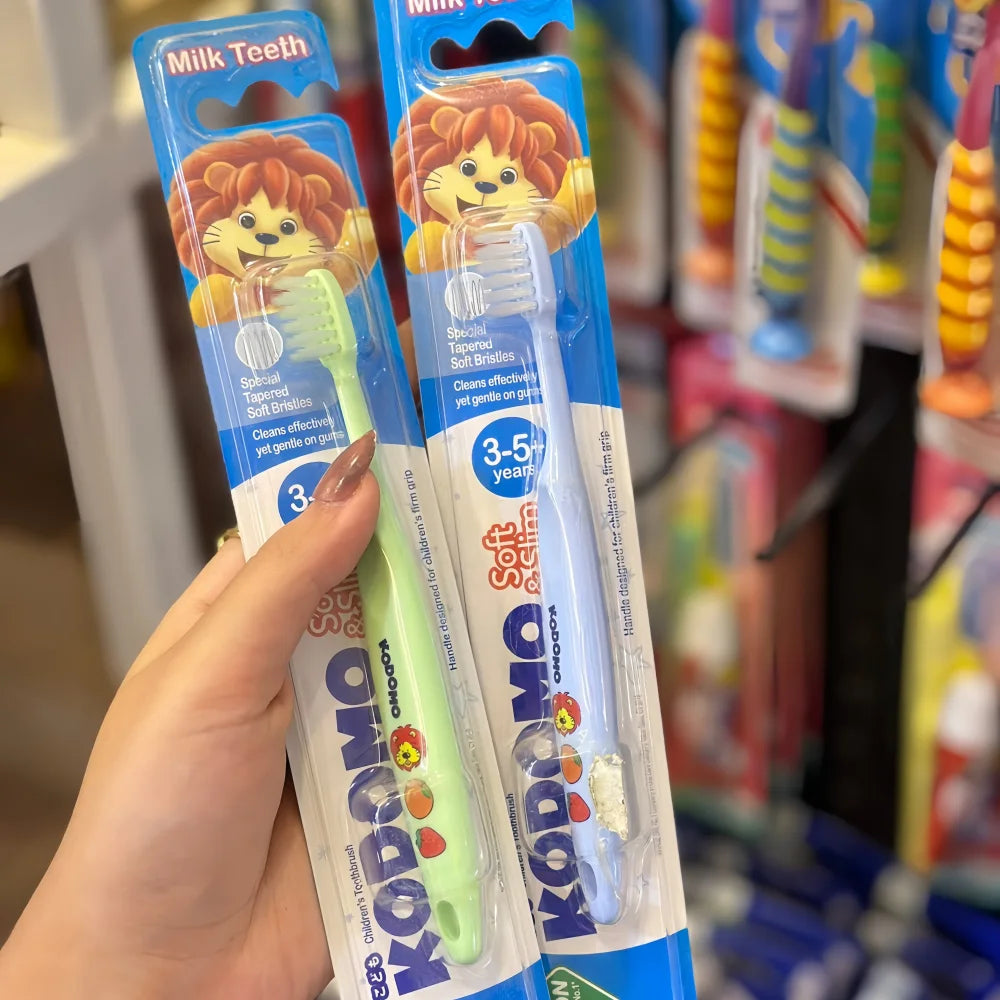 LION ## Kodomo Toothbrush for 3-5 Year Old_25759