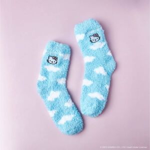 THE CREME SHOP Chaussettes douillettes Hello Kitty Sole infusées de douceur Cloud Love