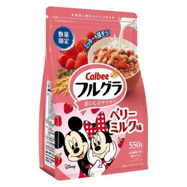 CALBEE Berry Milk Cereal 550g