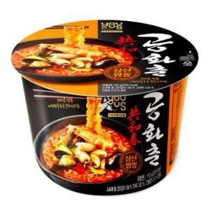 GS25 YouUs Gonghwachun Jjambbong Nouilles instantanées en tasse 110g