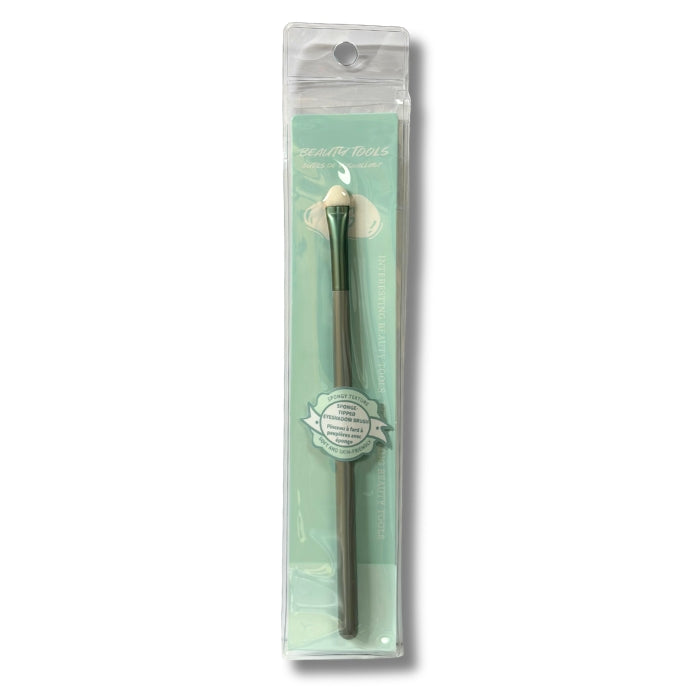 MG Sponge-Tipped Eyeshadow Brush