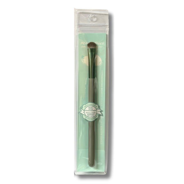 MG Short Tipped Eyeshadow Brush