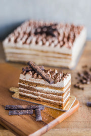 Honey Tiramisu Cake (Original Flavor) 168g